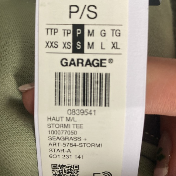 NEVER WORN!! New with tags garage star stormi baby tee - Picture 4 of 4